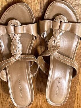 Predictions Tan Leather Knot-Detail Slide Sandals